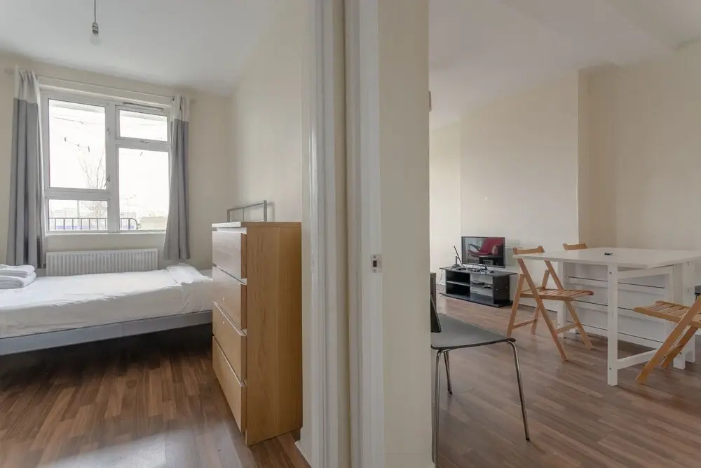 4 Bedroom Apartment in Battersea