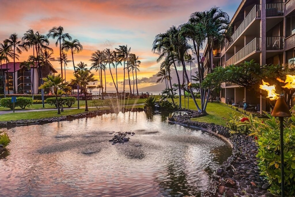 Papakea H107 1 bedroom, 1 bath OceanView 1 Condo by RedAwning
