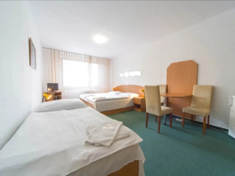 Hotel Arnost Garni