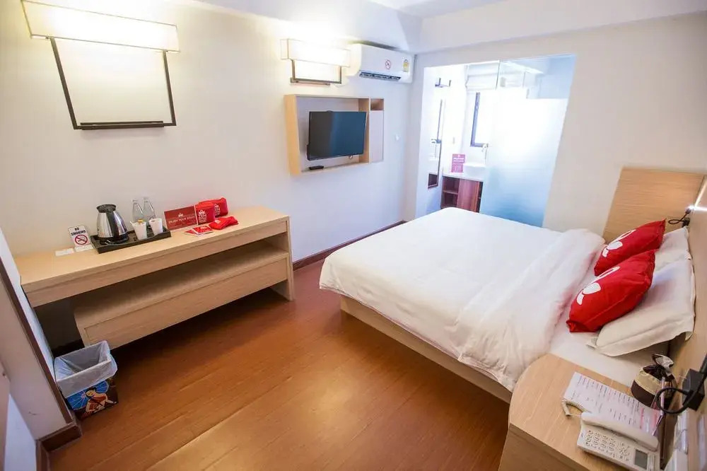ZEN Rooms Arak Road 7 Days Inn