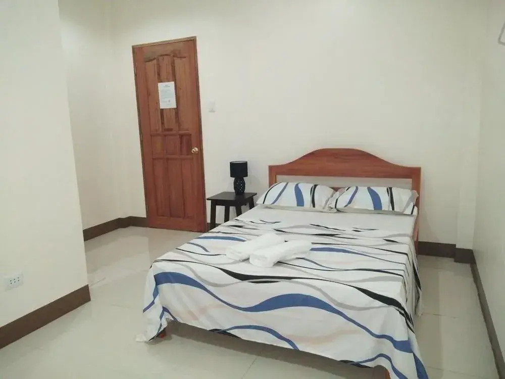 Junie Pension House
