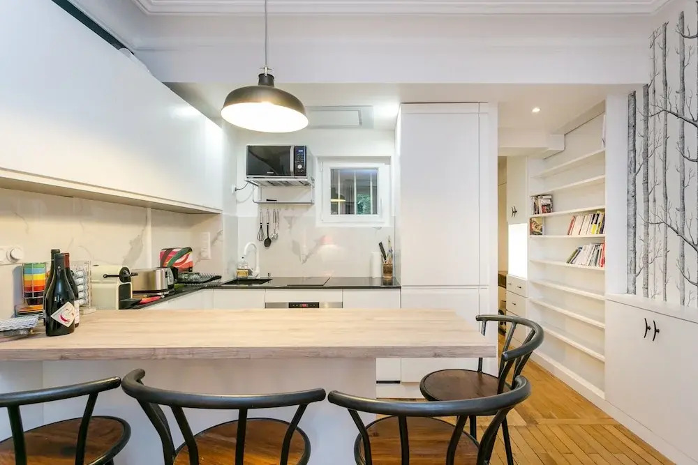 Charming 2 Bedroom Property Near Montparnasse