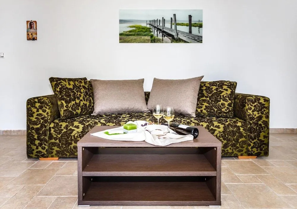Mare & Mons Seafront Apartments