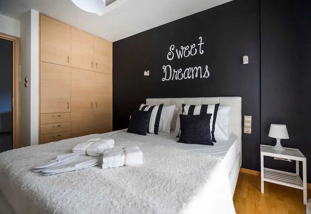 Swan Villa Lygaria