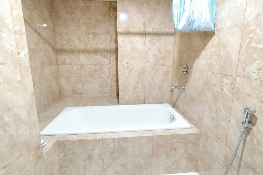 Spacious 2Br With Extra Room At Grand Sungkono Lagoon Apartment