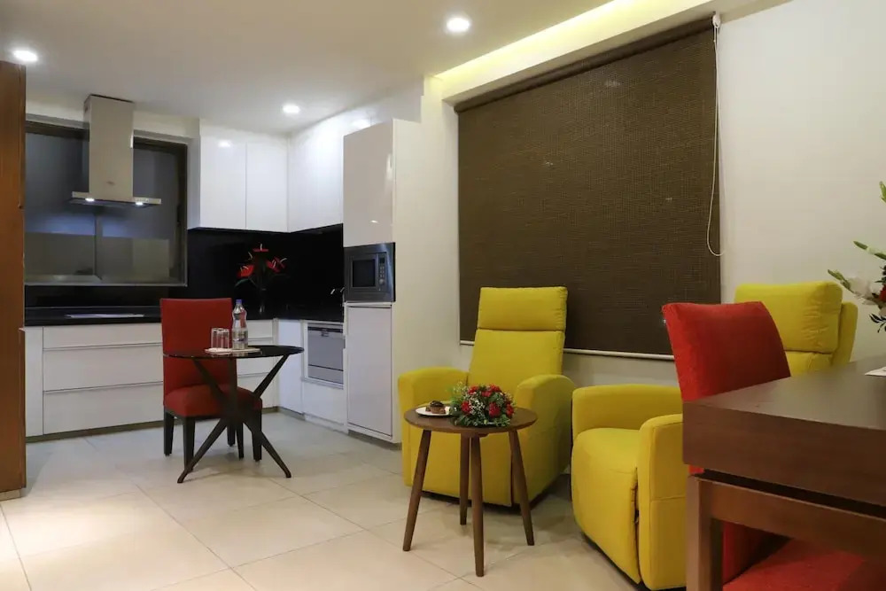 Ebony Residency