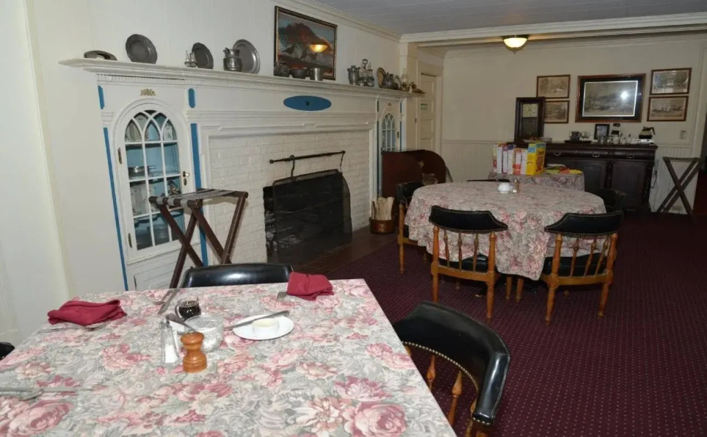 Windflower Inn