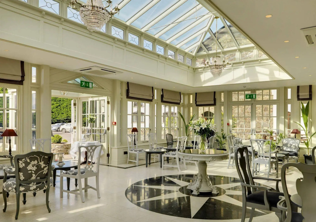 Killarney Heights Hotel