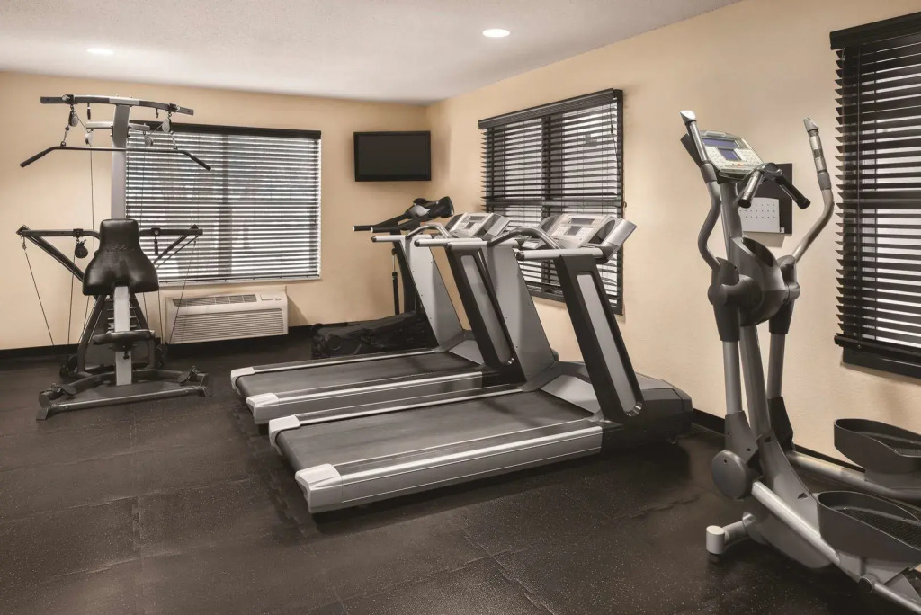 Country Inn & Suites by Radisson, Cottage Grove, MN