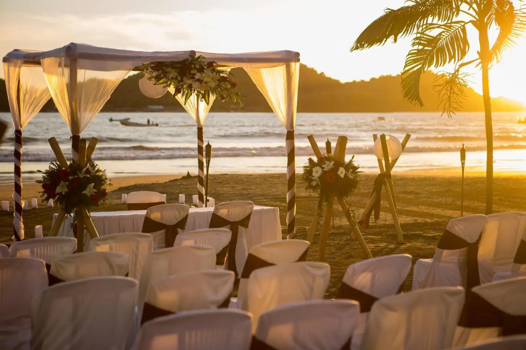 Qualton Club Ixtapa All Inclusive