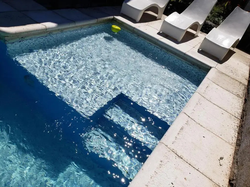ViviSierras, Carlos Paz casa centro frente al lago, pileta climatizada, 4 dormitorios, 3 baños, quincho