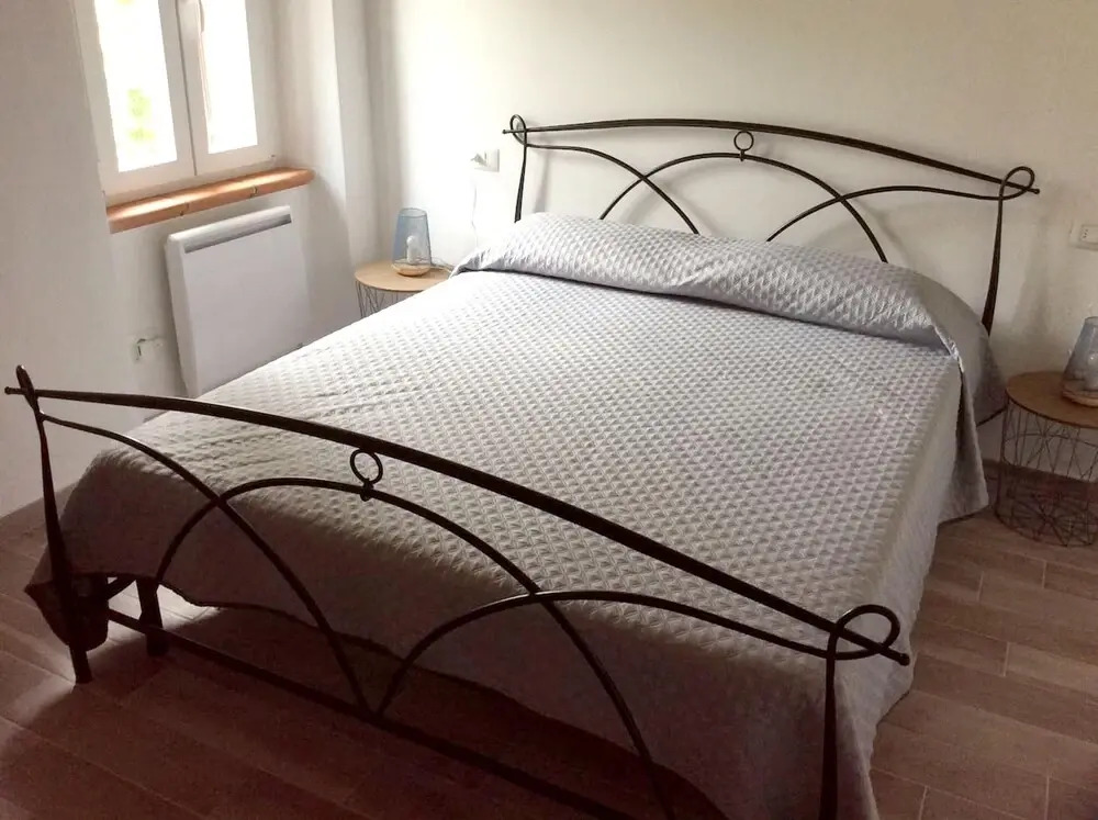 House With 2 Bedrooms in Sassofortino, With Enclosed Garden Near the Beach