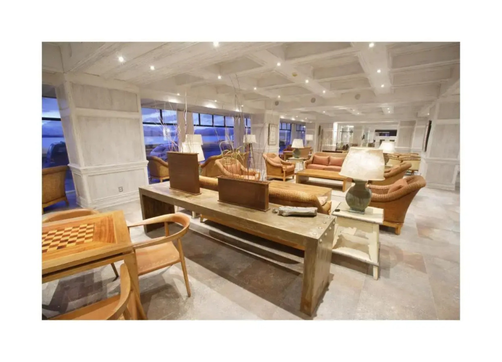 Hoteles Australis