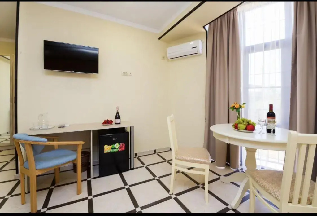 Номер Standard с балконом в BMG hotel