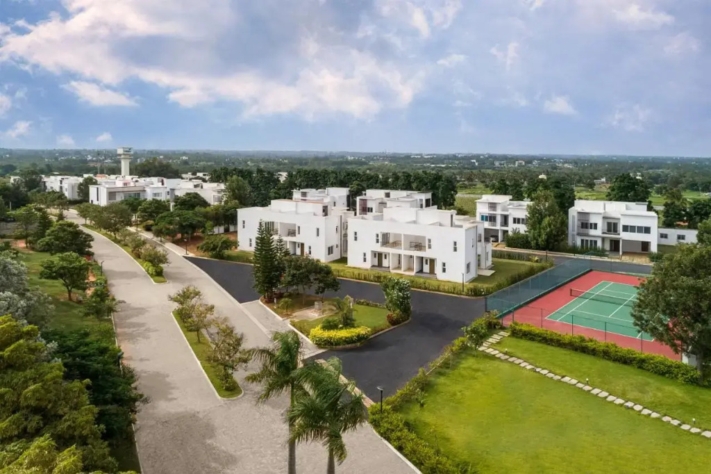 Spree Resort At Century Wintersun