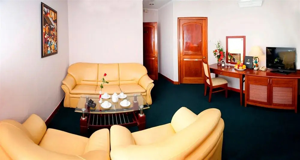 Saigon Royal Hotel CMT8