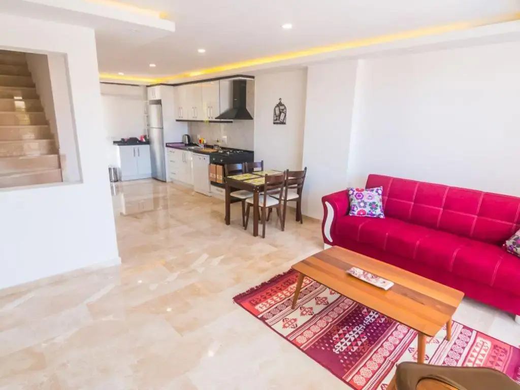 Stonehouse Aparts Dublex 3+1 mit Meerblick und Jakuzzi Kalkan No:5