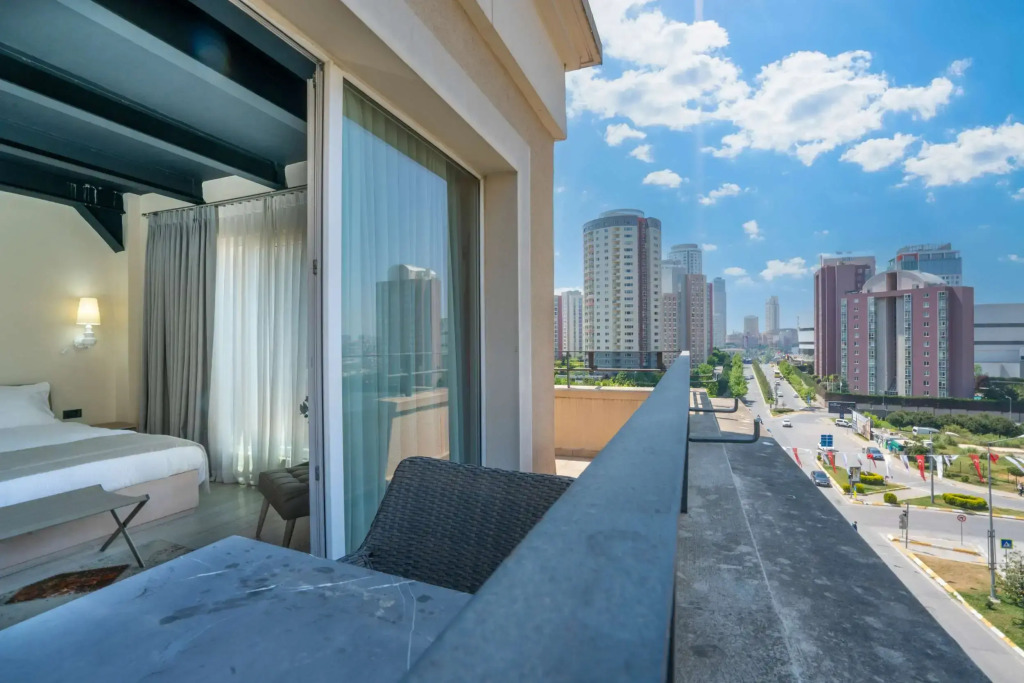 The Gate 30 Suites