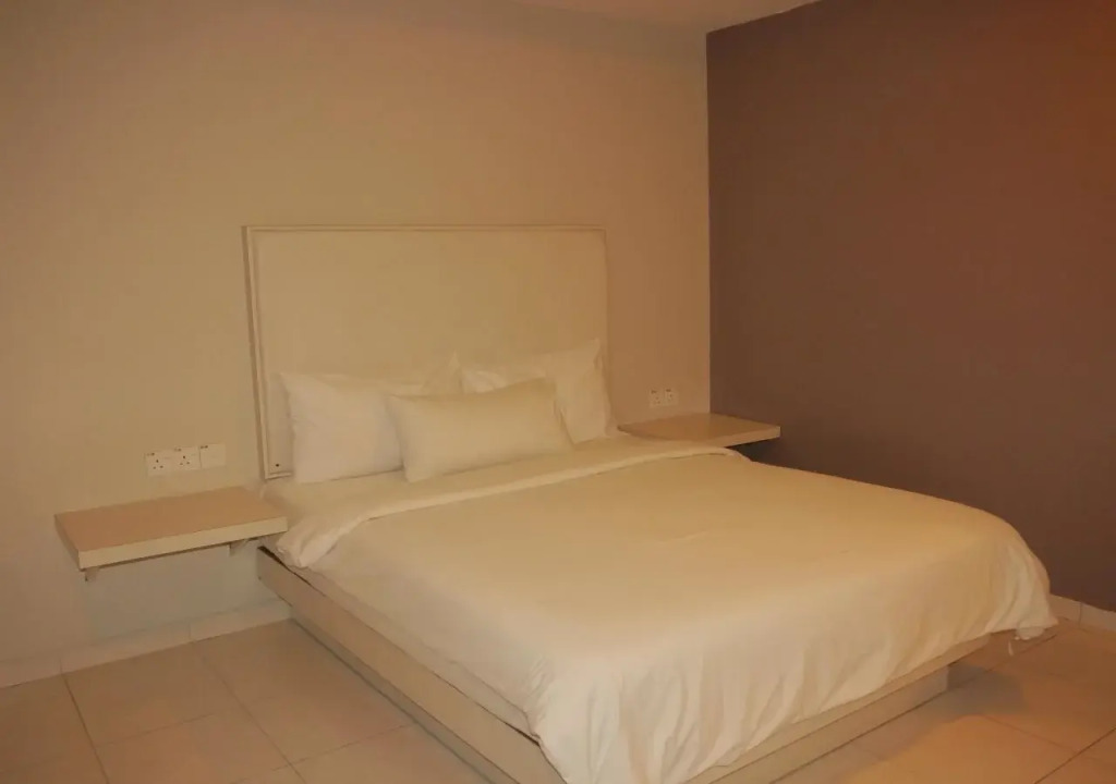 SR Inn