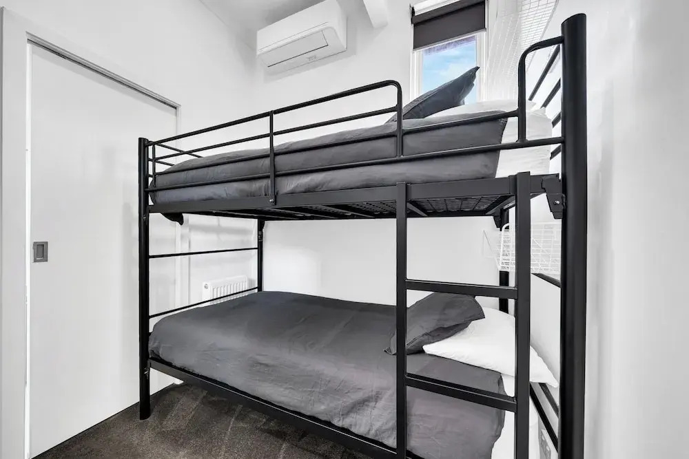 113 Hoddle