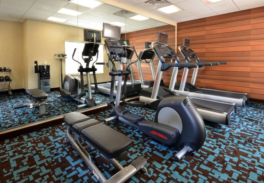 Fairfield Inn & Suites Roanoke Hollins/I-81