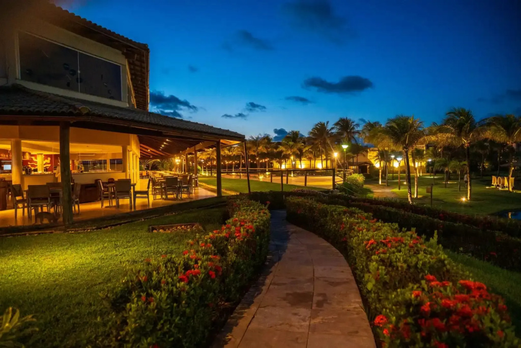 Dom Pedro Laguna Beach Resort & Golf