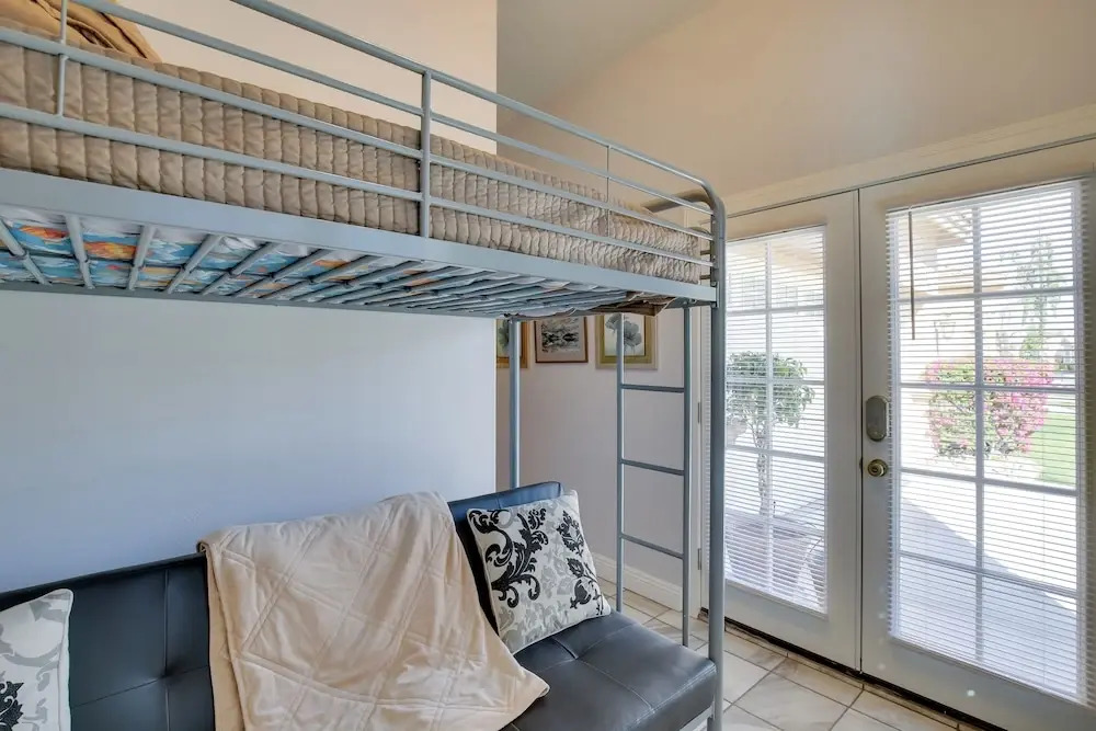 Indio Casita: 2 Mi to Coachella & Stage Coach!