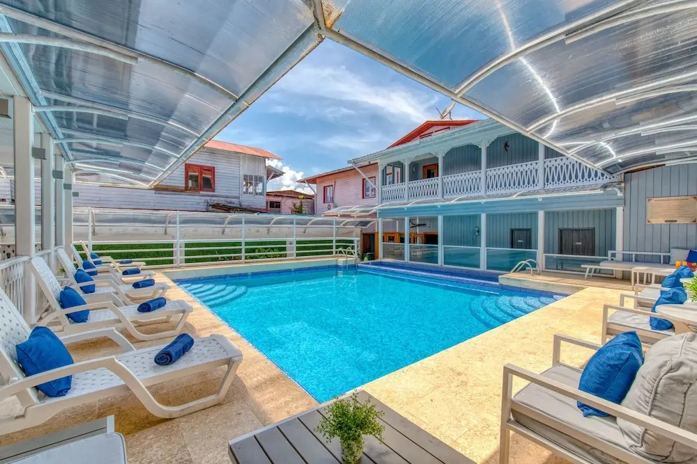 Swans Cay Hotel