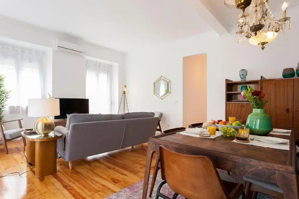 Principe Real Beautiful 3 Bedroom Flat