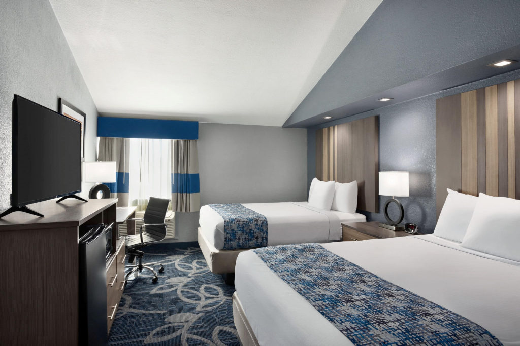 Quality Inn Shawnee North I-40