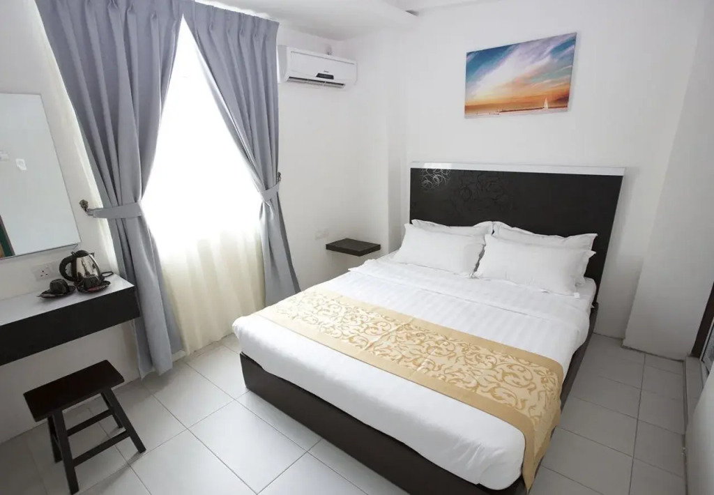 Skyview Hotel