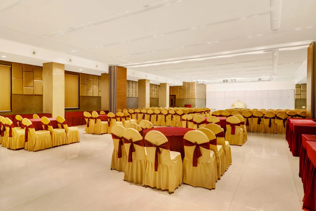 Super Hotel O S Grand Bolarum