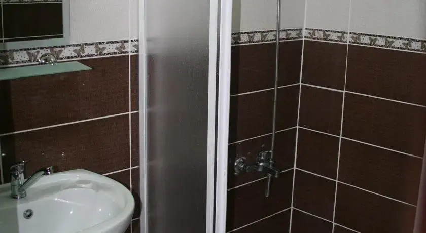 Emin Hotel
