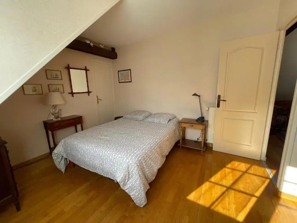 Villa 5 pièces avec jardin, à 400m de la plage et 600m des commerces, wifi et barbecue inclus - FR-1-361-20