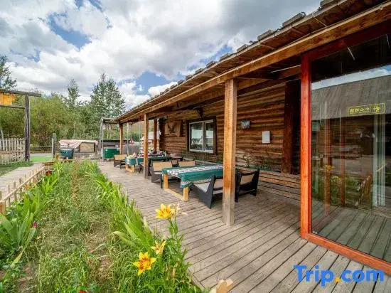 Hemu Youhe Mountain Lodge
