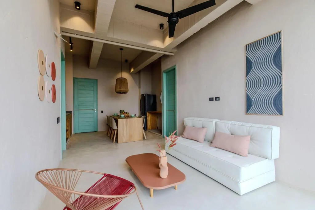 Bondo Hometel