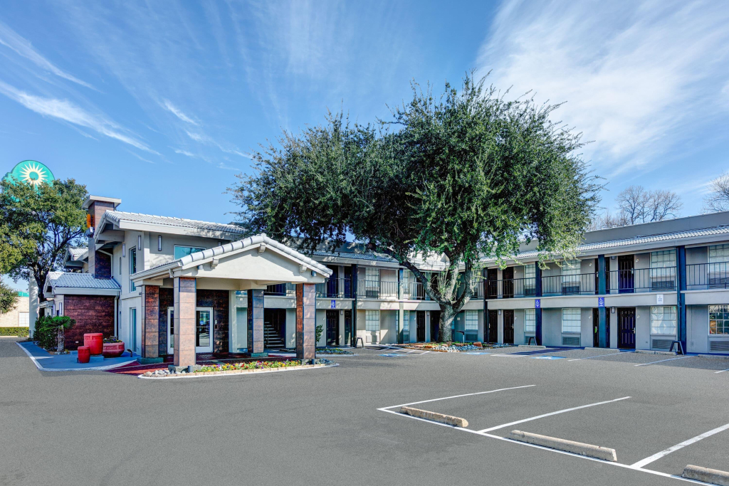 La Quinta Inn by Wyndham Dallas Uptown