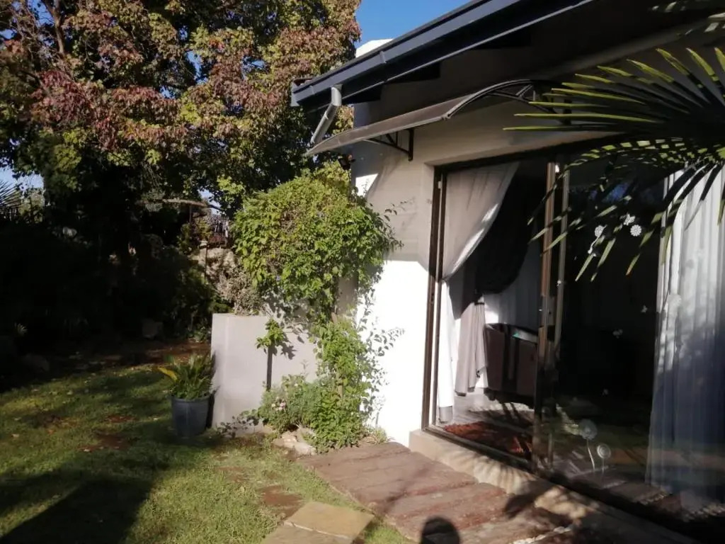 Roxys Rest Guest House