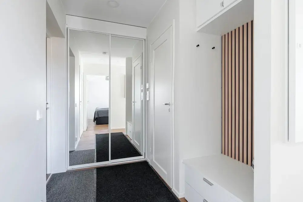 Luxurious 1BR Penthouse with Balcony