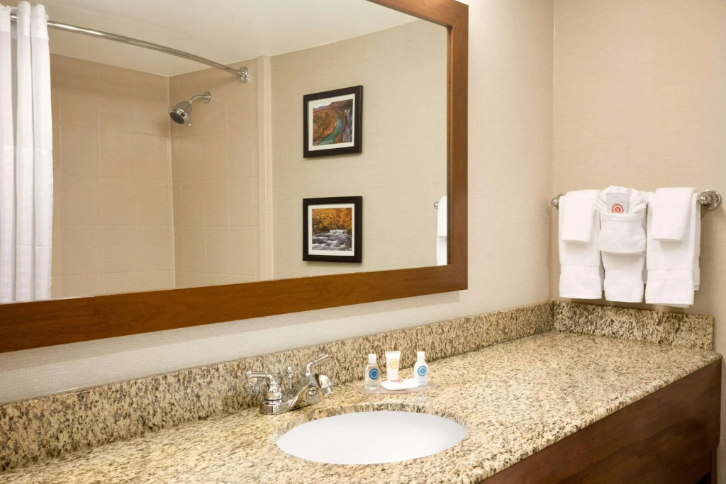 Comfort Inn & Suites Presidential
