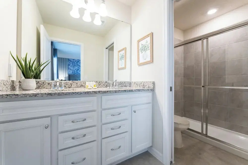 Amazing 8BR Villa by Disney Pool Theater