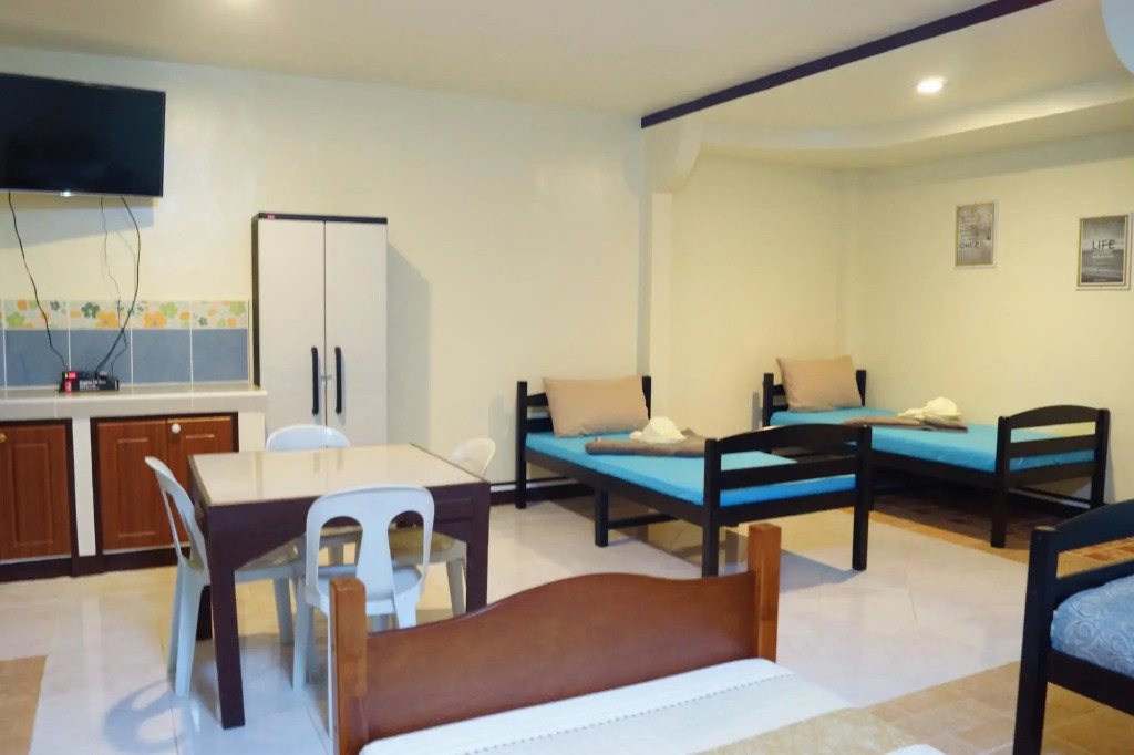 B&J Guesthouse and Functions Inc