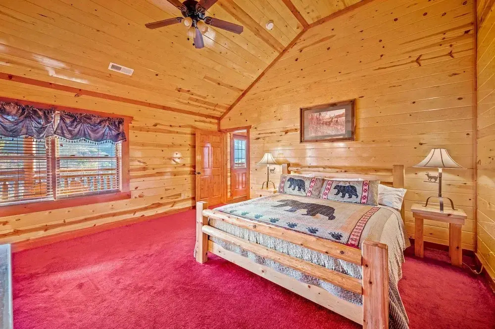 Exquisite Getaway w Indoor Pool Theater