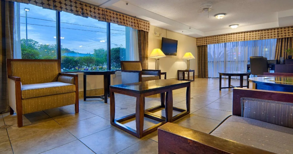 Spark By Hilton Biloxi Ocean Springs