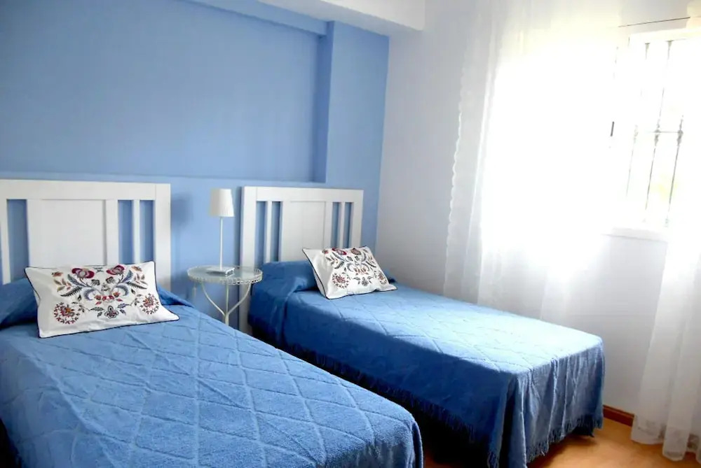 Apartment With 2 Bedrooms in Marbella, With Wonderful Mountain View, P