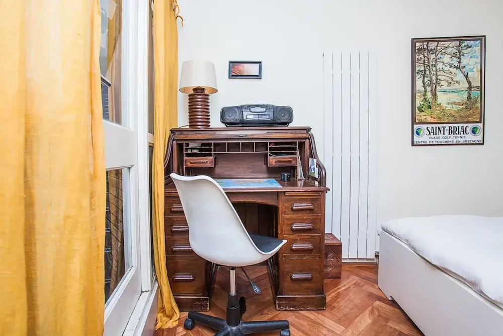 Stylish 3 Bed Apartment Next to Hyde Park