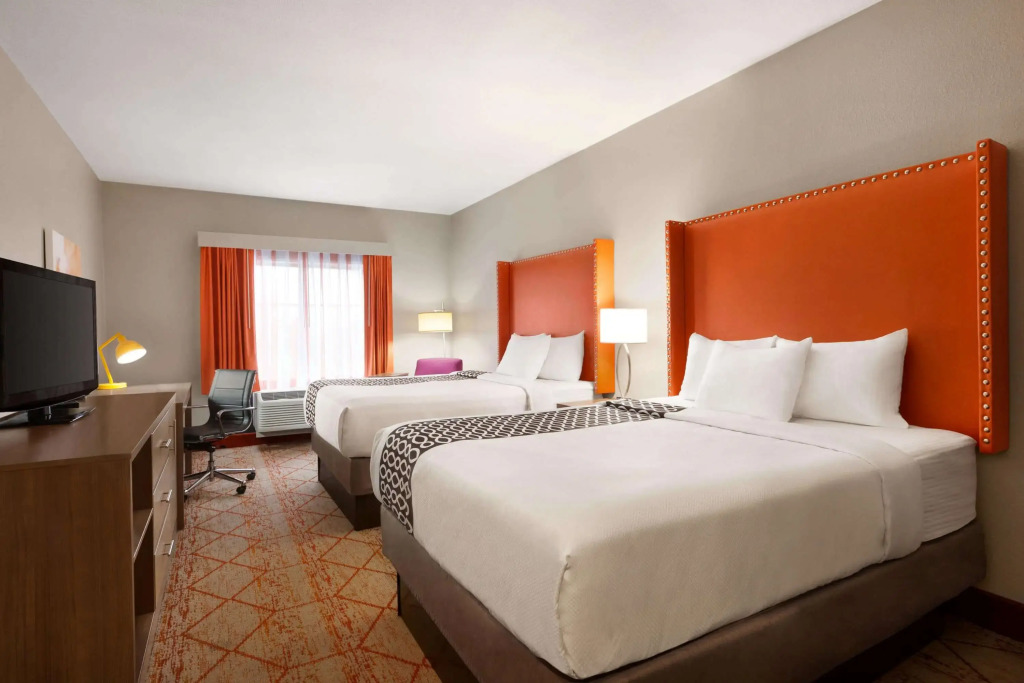La Quinta by Wyndham Lackawanna