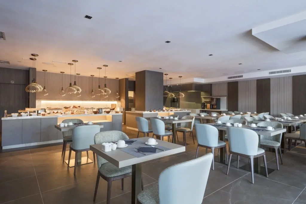 Hotel AMI Budva Petrovac