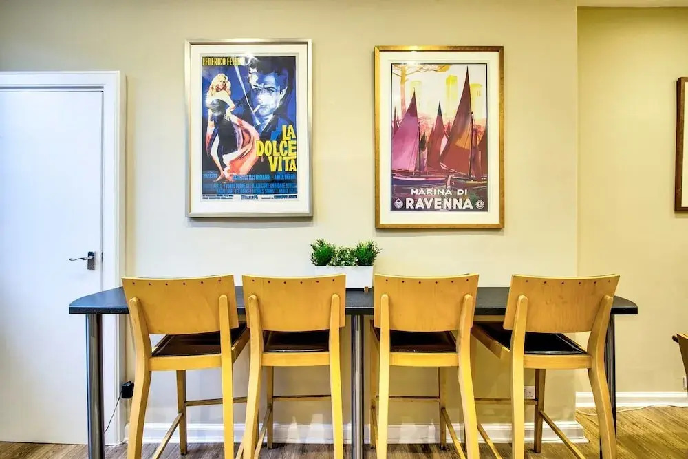 The Fav Flat - Heart of the City Apartment