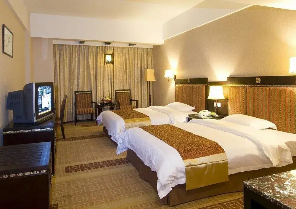 Jasper International Hotel